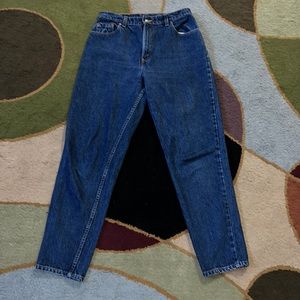 Vintage Levi mom jeans